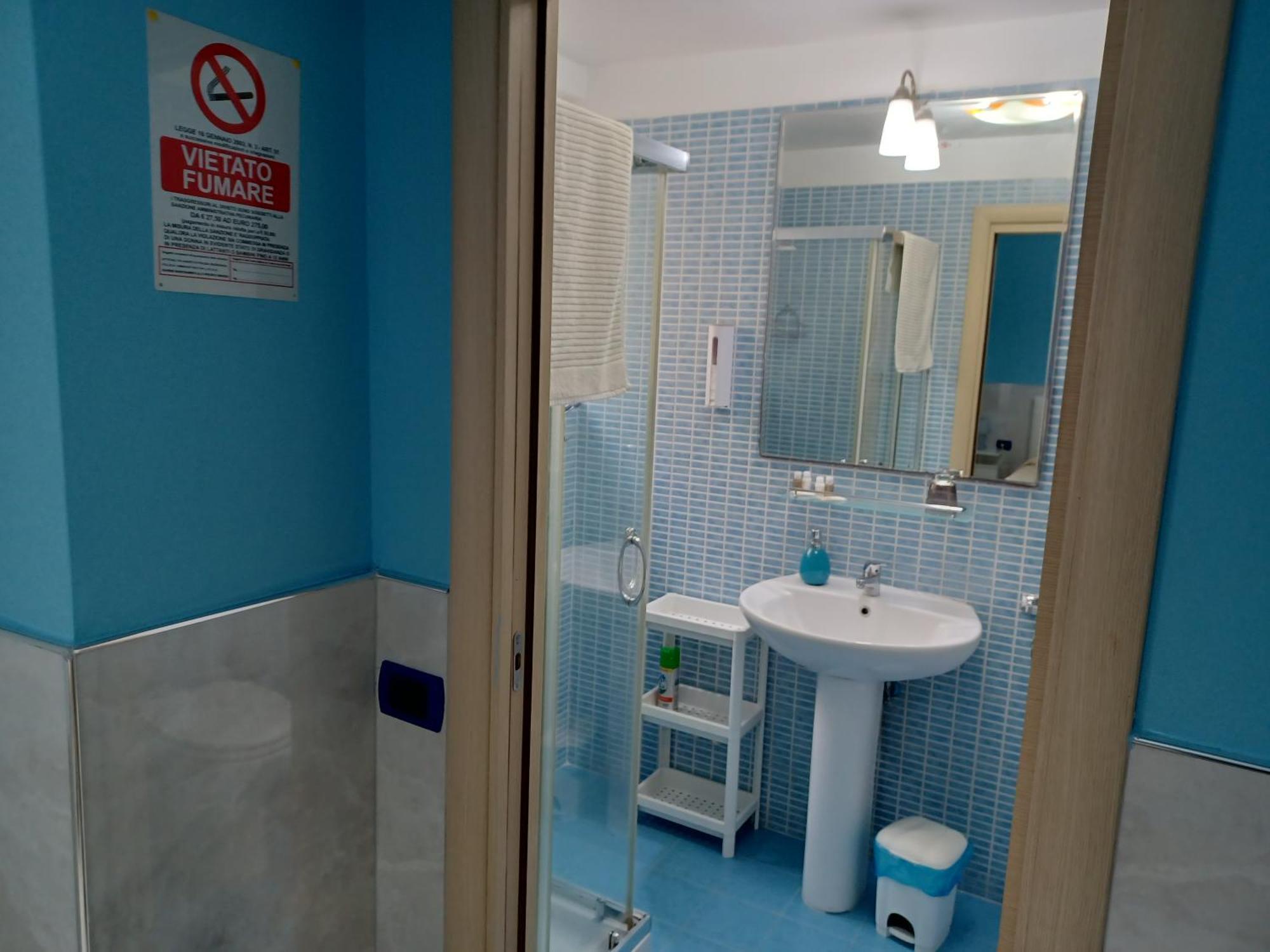 B&B Quattro Palazzi Napoli Centro Esterno foto