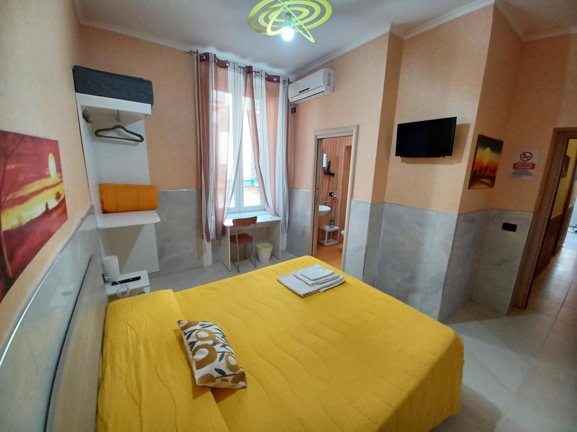 B&B Quattro Palazzi Napoli Centro Esterno foto