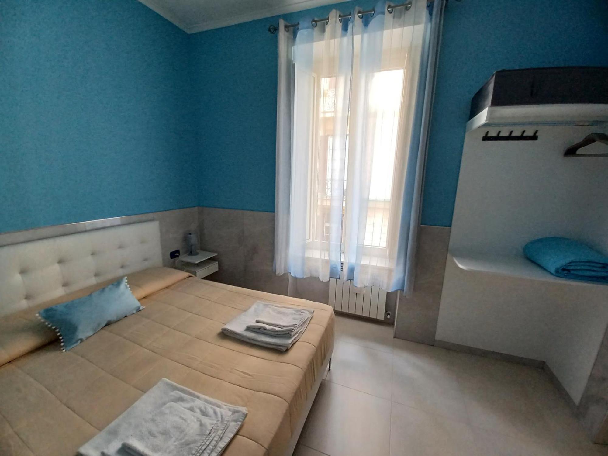 B&B Quattro Palazzi Napoli Centro Esterno foto