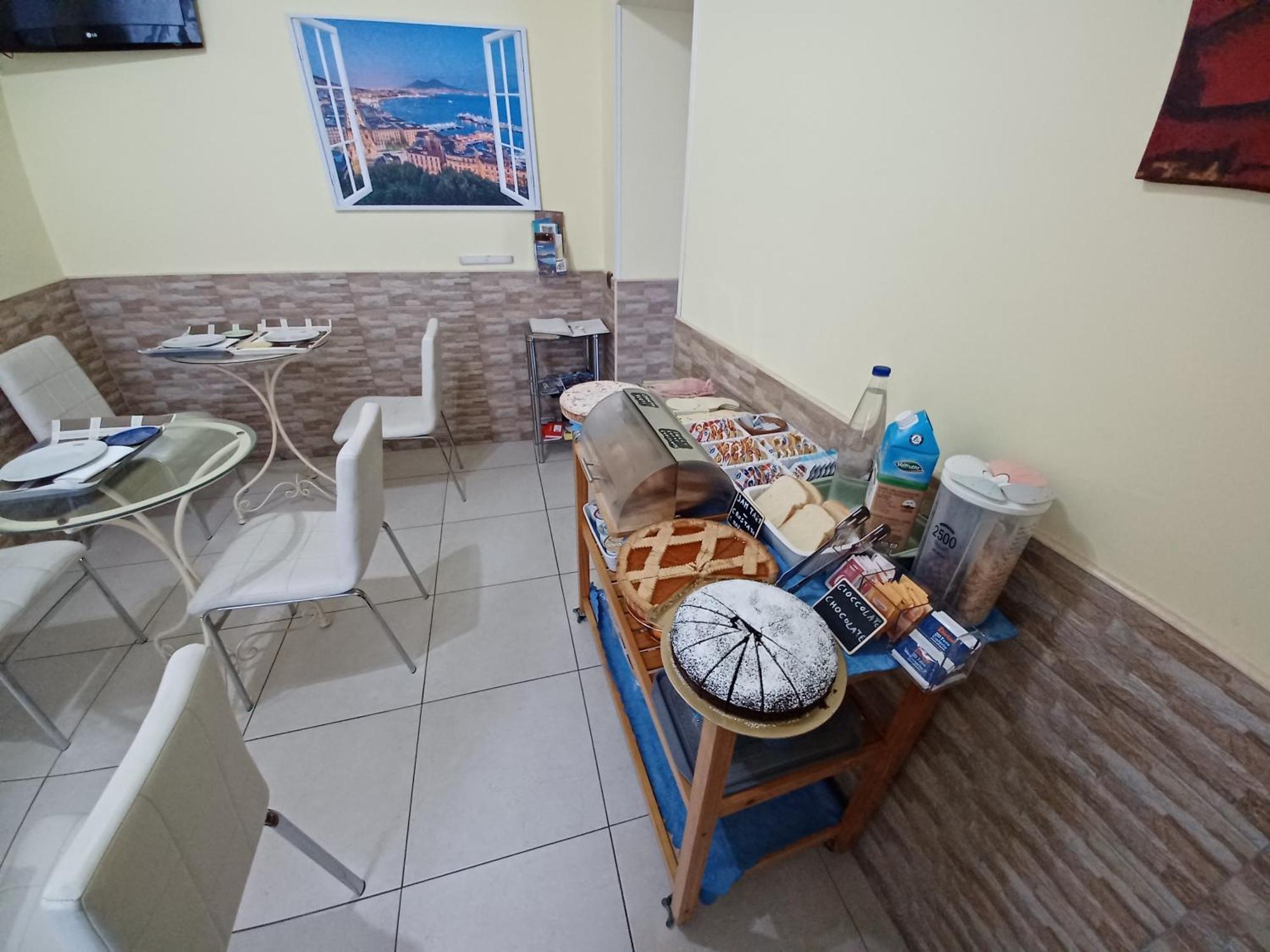 B&B Quattro Palazzi Napoli Centro Esterno foto